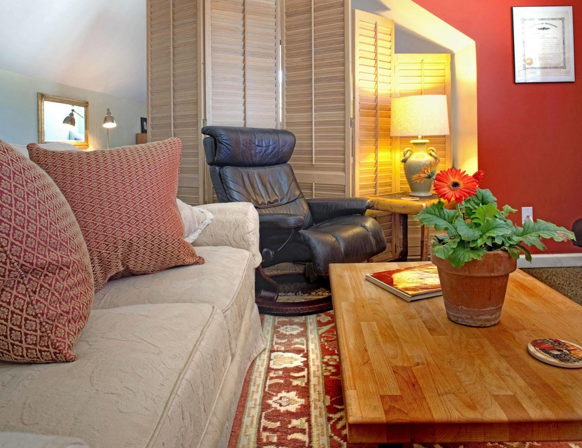 Galloway House Inn Савана Екстериор снимка