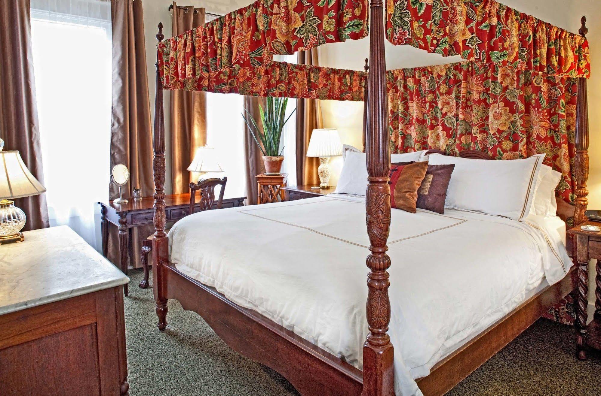 Galloway House Inn Савана Екстериор снимка