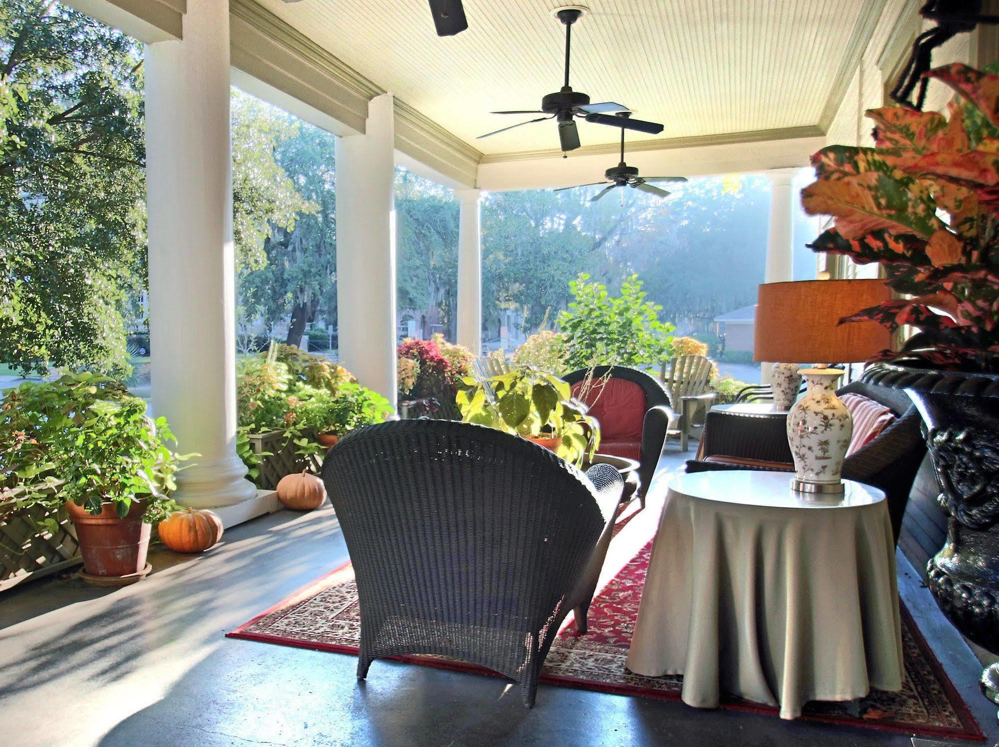 Galloway House Inn Савана Екстериор снимка